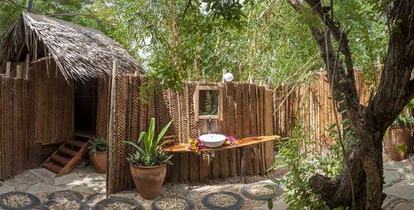 Accommodation in Kilifi: Distant Relatives Eco-lodge and Backpackers